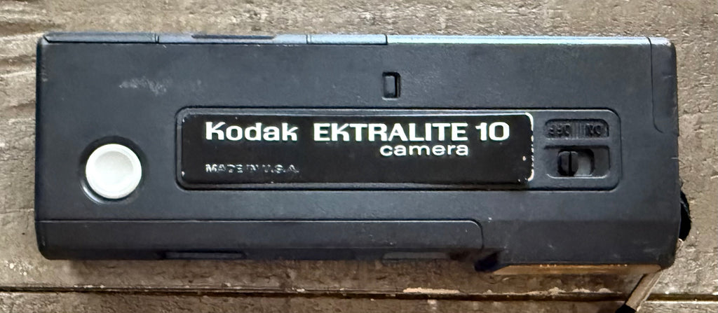 Kodak Ektralite 10 110 Film Camera – Vintage 1980s Pocket Camera (USA Made)