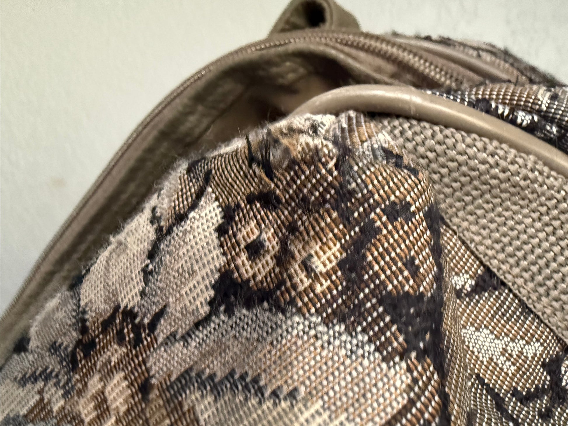 Vintage Amelia Earhart Luggage Garment Bag – Floral Tapestry Travel Case