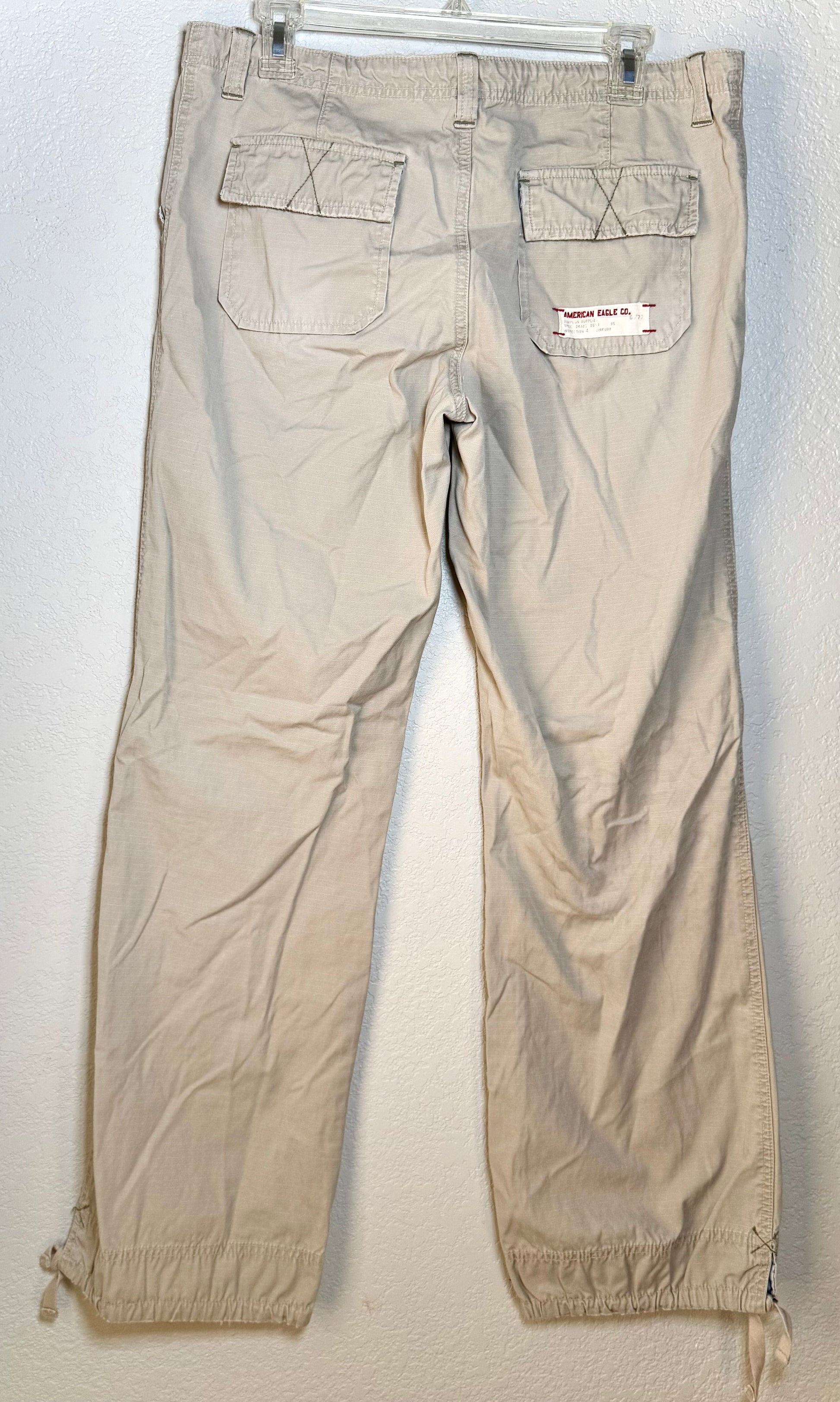 American Eagle Co. Cargo Utility Pants – Size 10 – Khaki Beige Drawstring Hem