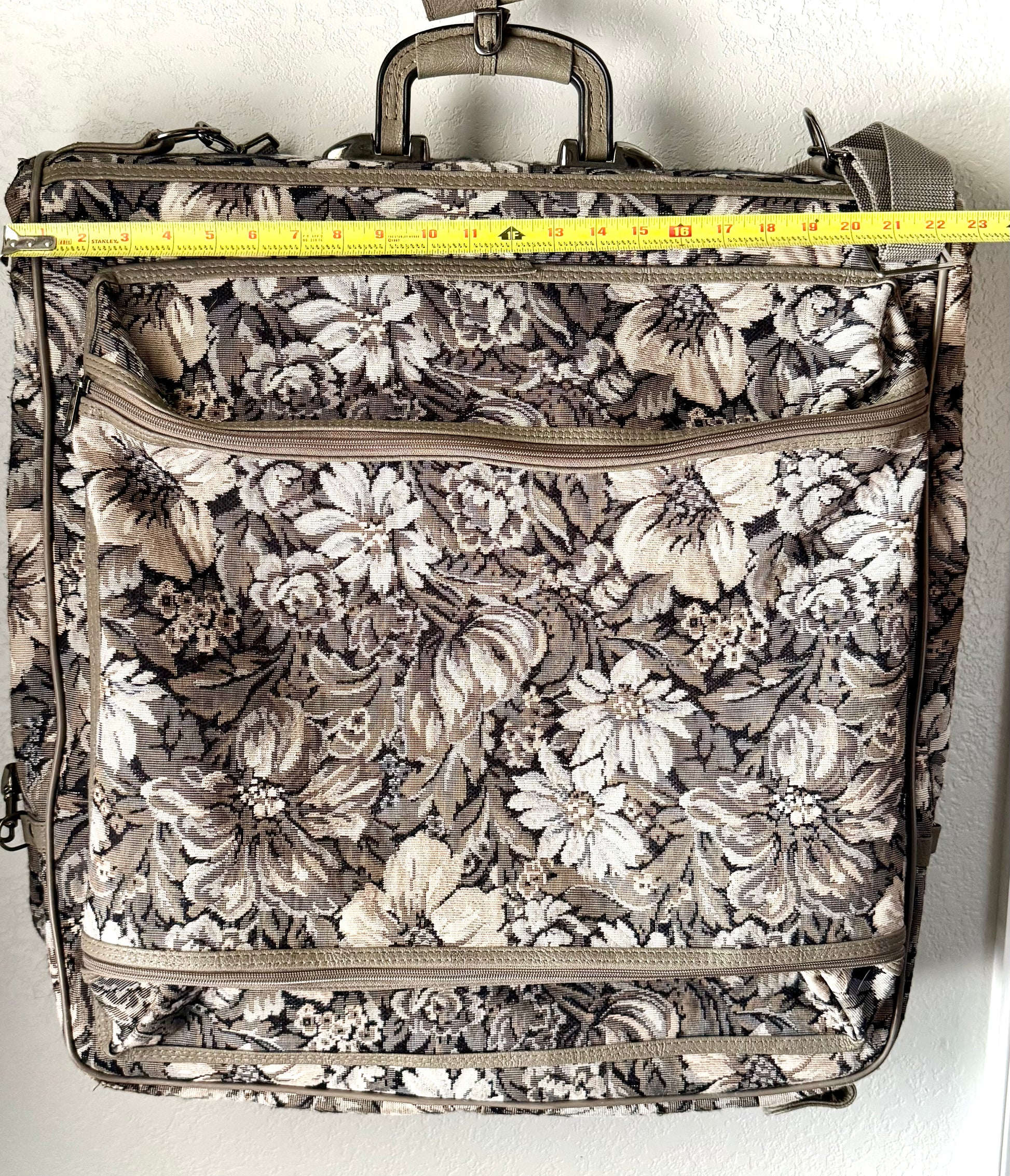 Vintage Amelia Earhart Luggage Garment Bag – Floral Tapestry Travel Case