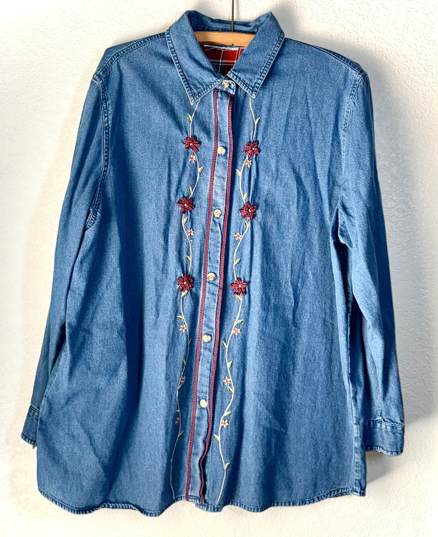 Embroidered Denim Button-Up Shirt – Floral Western Cottagecore