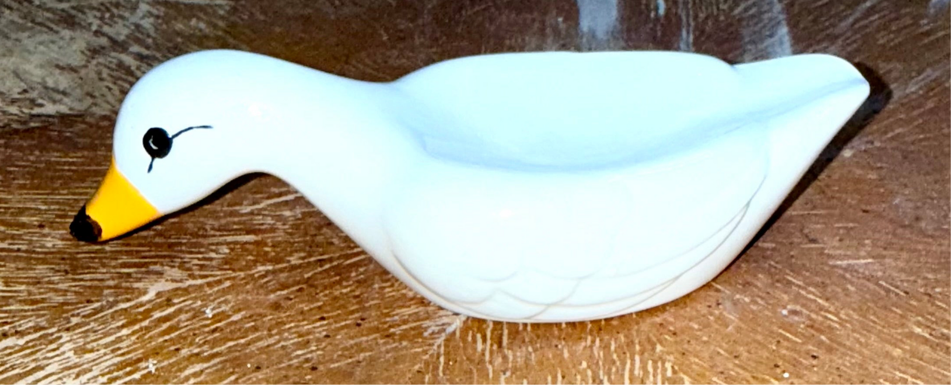 Vintage Ceramic Duck Dish – White with Hand-Painted Details