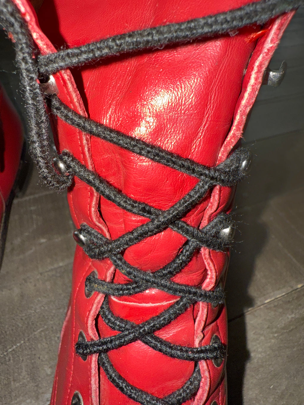 Vintage Justin Red Leather Lace-Up Western Boots – Women’s 8B