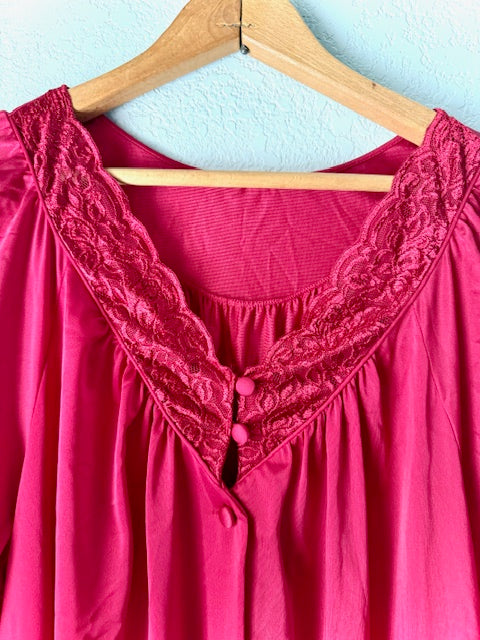 Shadowline Cranberry Lace Nightgown – Vintage 80s Romance | Size M | NWT